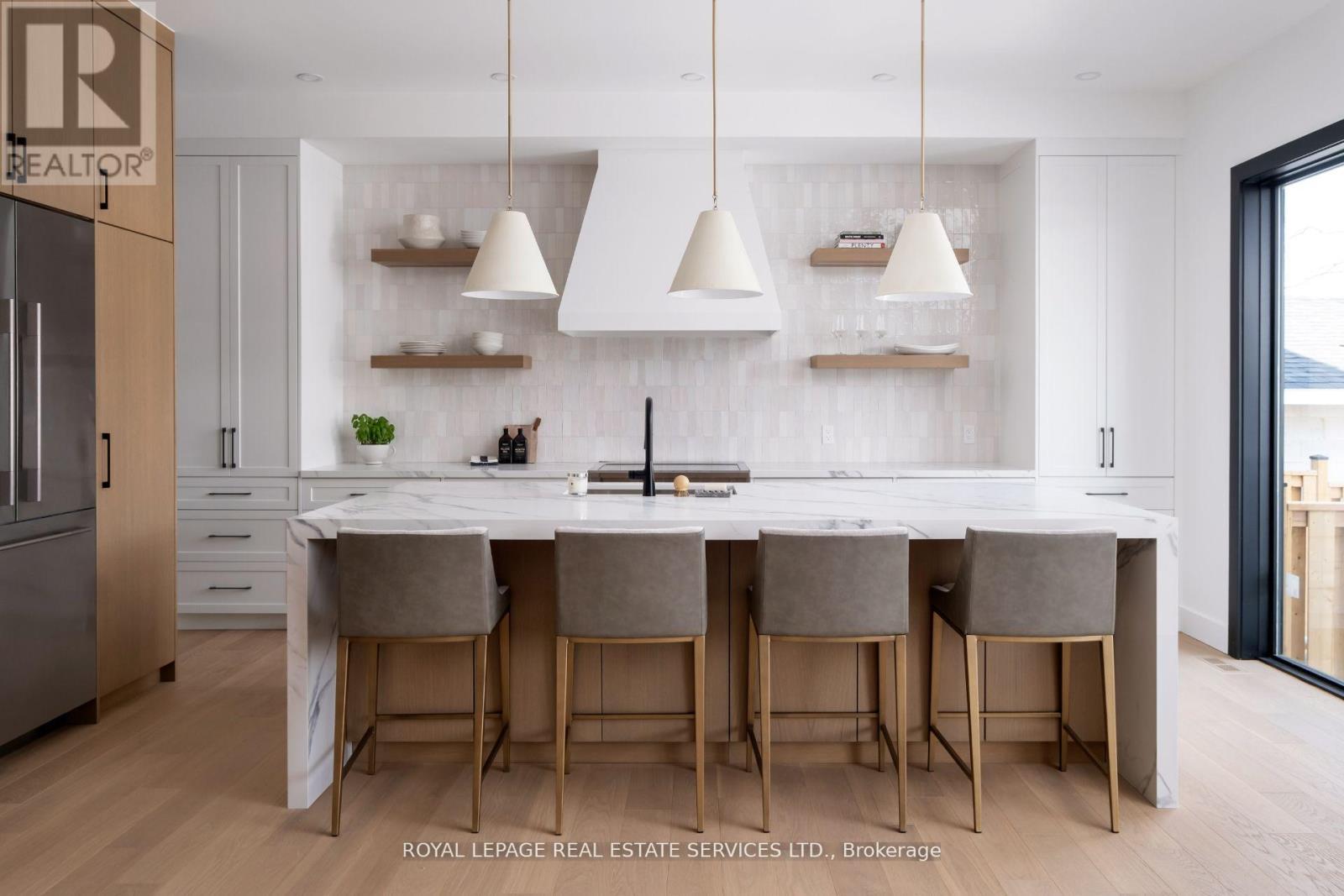 












263 THIRTIETH STREET

,
Toronto,




Ontario
M8W3E2

