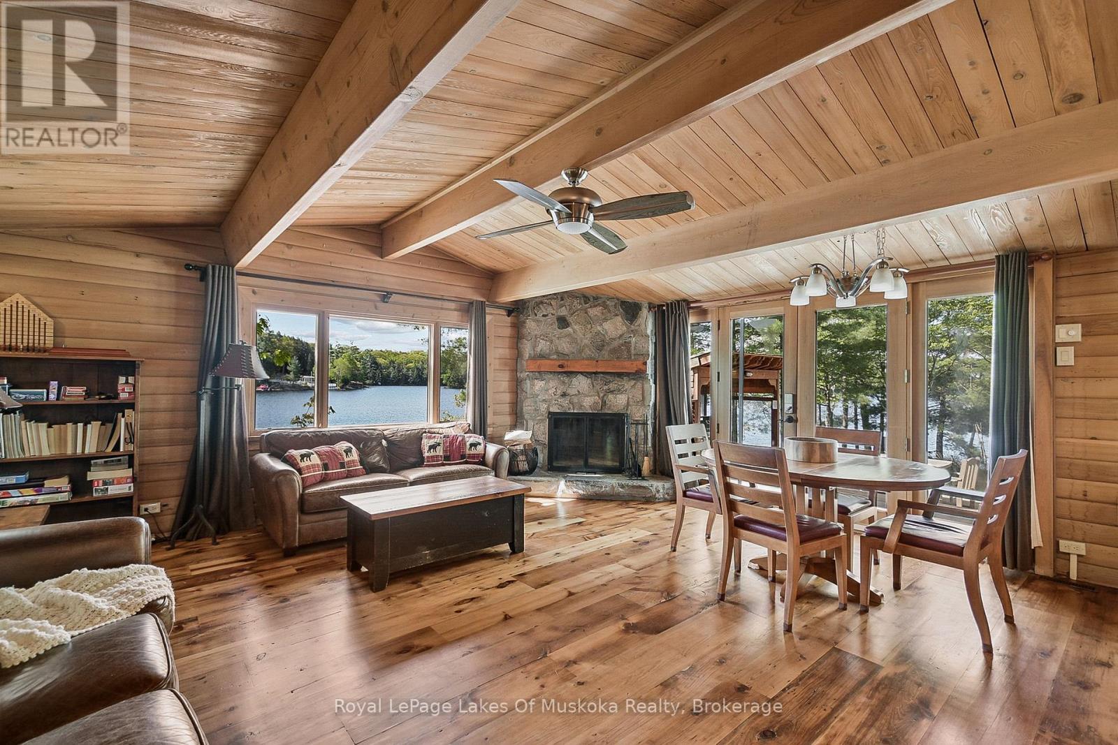 












71 EARLS ROAD

,
The Archipelago (Archipelago South),




Ontario
P0C1H0

