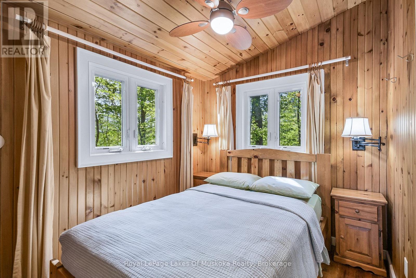 












71 EARLS ROAD

,
The Archipelago (Archipelago South),




Ontario
P0C1H0

