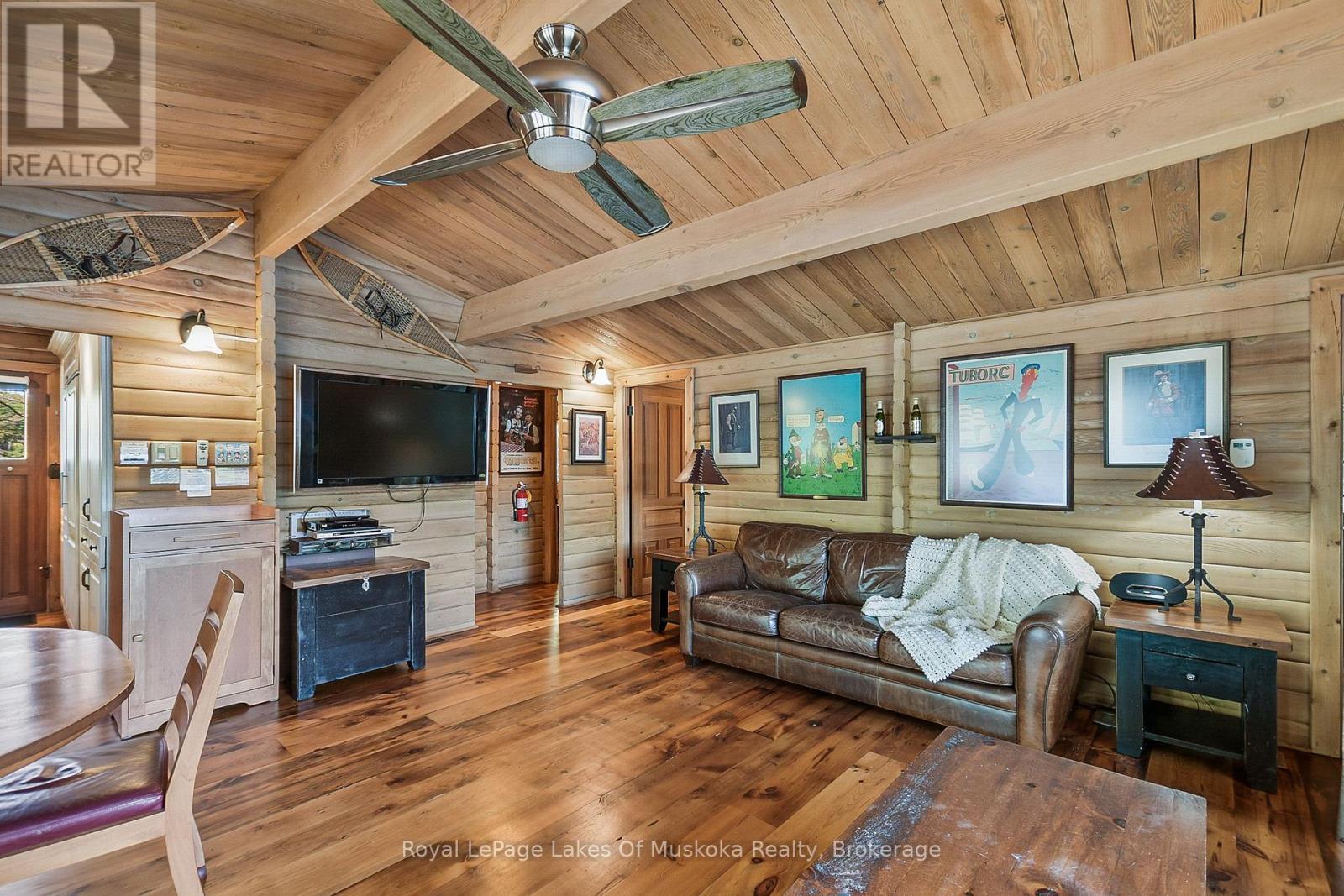 












71 EARLS ROAD

,
The Archipelago (Archipelago South),




Ontario
P0C1H0

