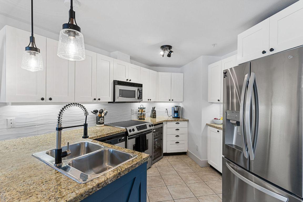 









4205


Gellatly

Road, 311,
West Kelowna,




BC
V4T 2K2

