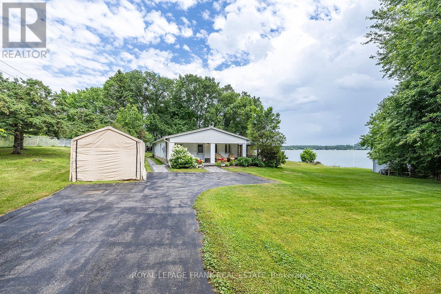 












46 LAKEVIEW BOULEVARD

,
Kawartha Lakes (Little Britain),




Ontario
K0M2C0

