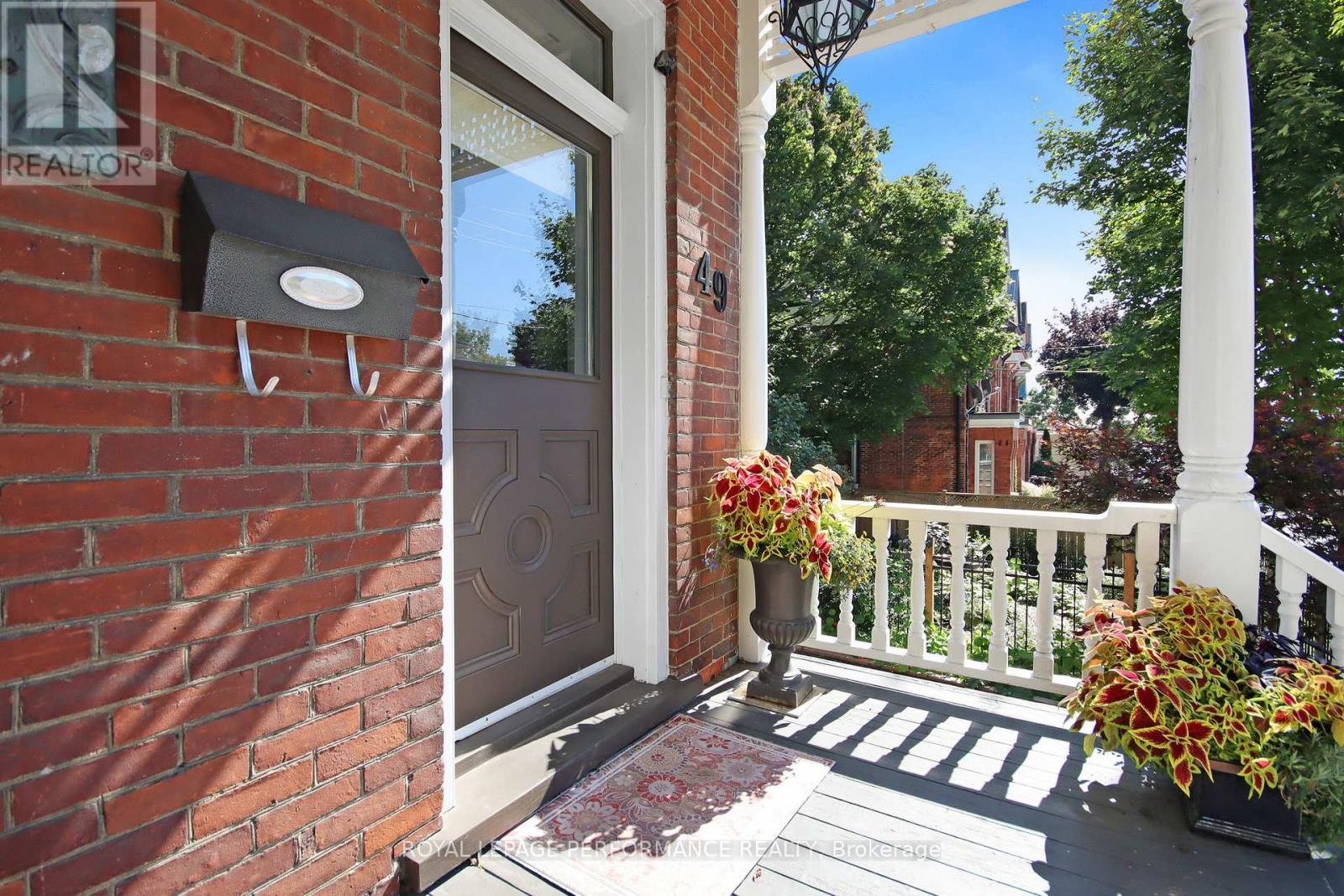 












49 BETHUNE STREET

,
Brockville,




Ontario
K6V2C9

