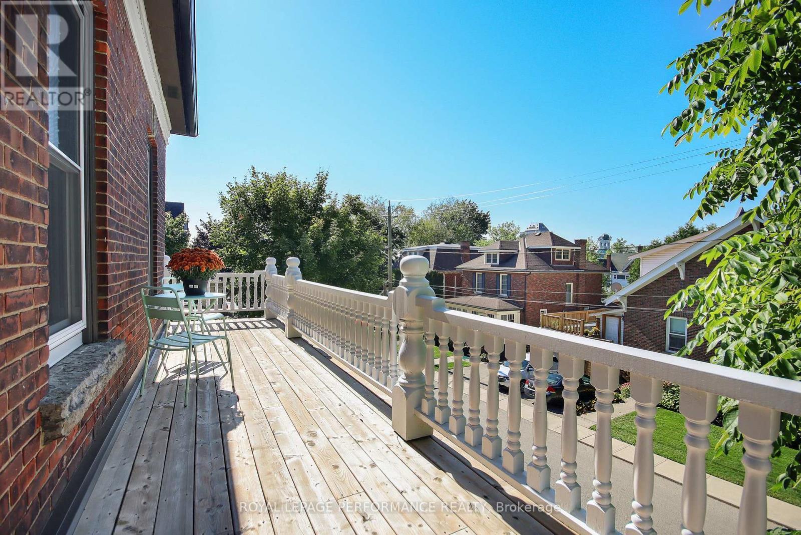 












49 BETHUNE STREET

,
Brockville,




Ontario
K6V2C9

