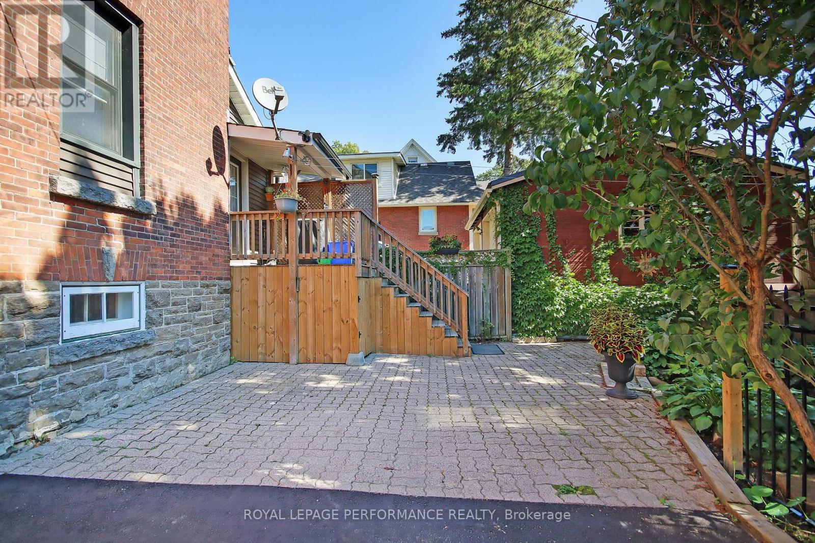 












49 BETHUNE STREET

,
Brockville,




Ontario
K6V2C9

