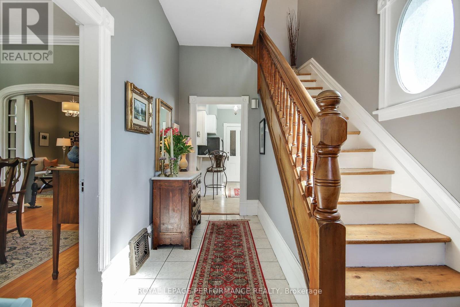 












49 BETHUNE STREET

,
Brockville,




Ontario
K6V2C9

