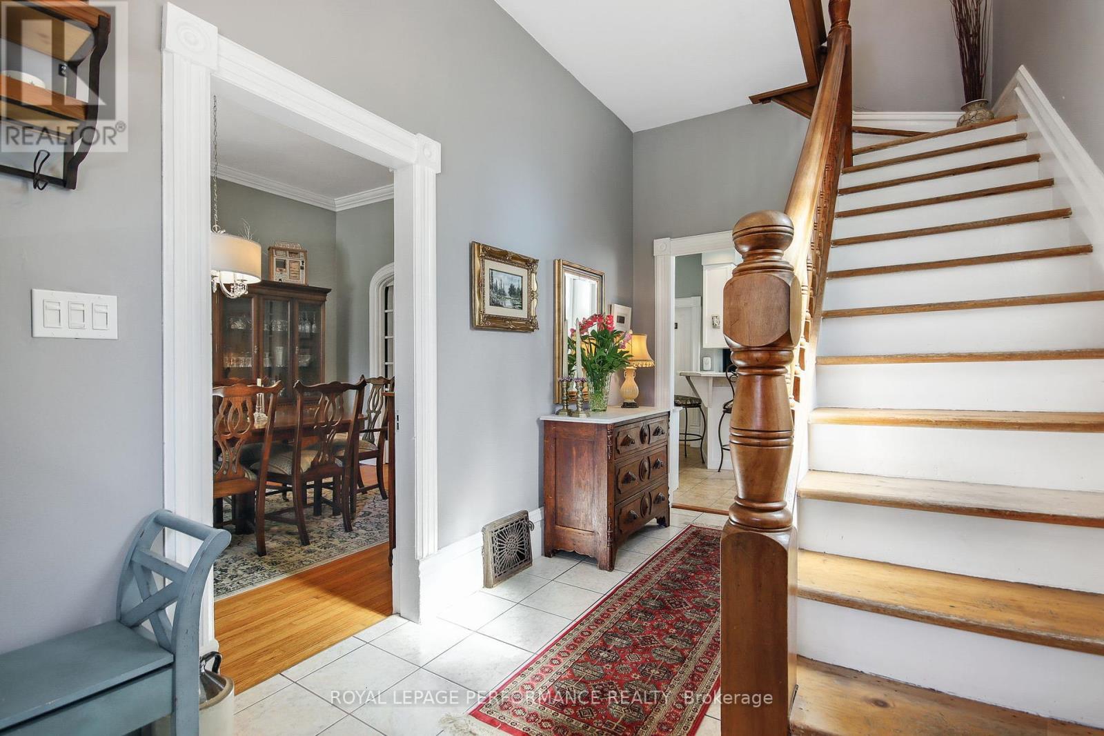 












49 BETHUNE STREET

,
Brockville,




Ontario
K6V2C9

