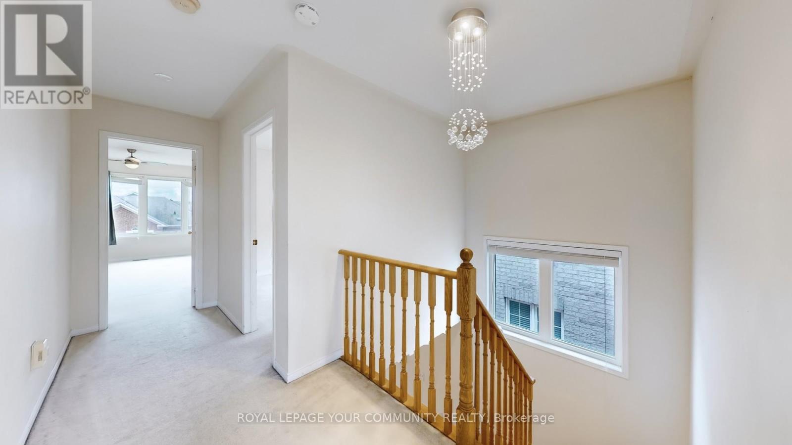 












44 OLD OAK LANE

,
Markham,




Ontario
L6B0K8

