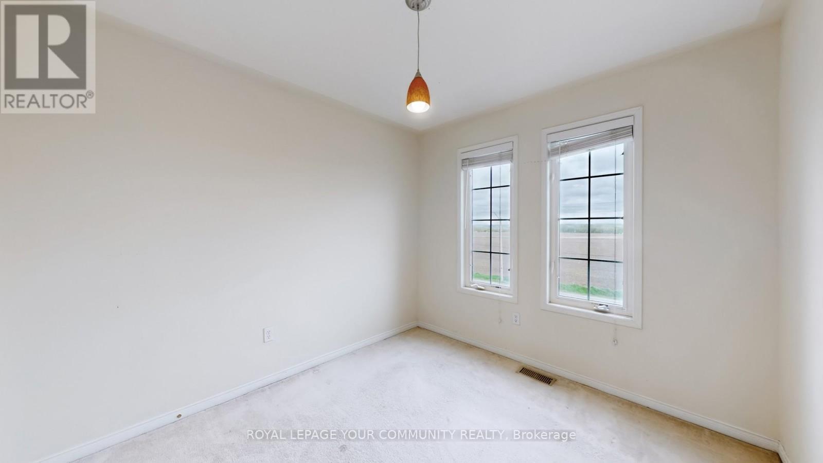 












44 OLD OAK LANE

,
Markham,




Ontario
L6B0K8


