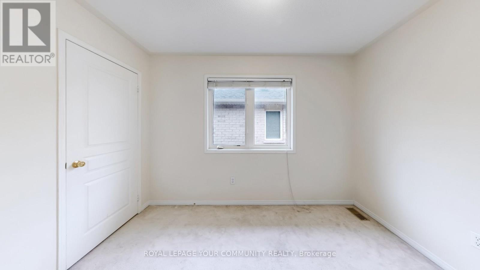 












44 OLD OAK LANE

,
Markham,




Ontario
L6B0K8

