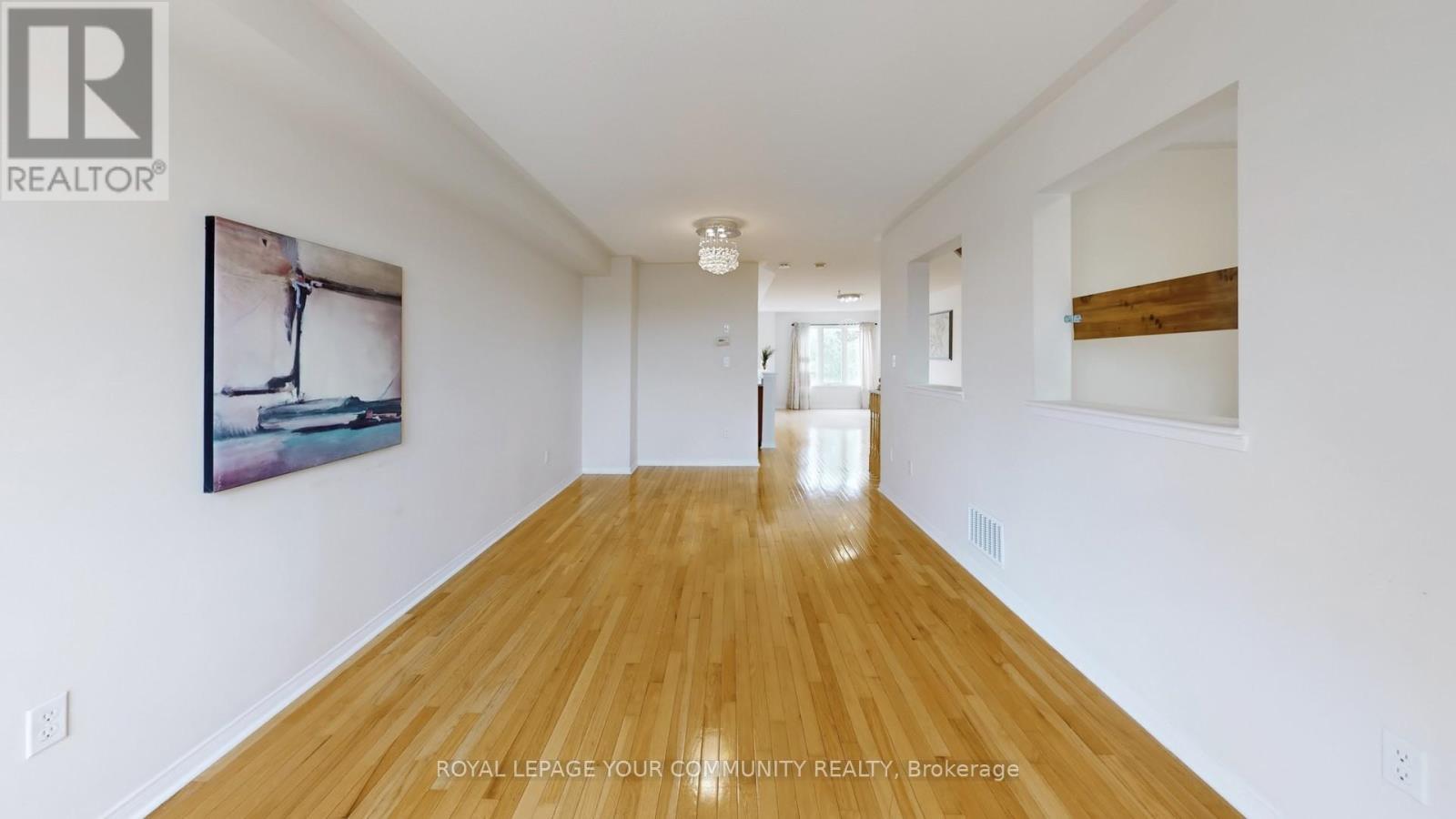 












44 OLD OAK LANE

,
Markham,




Ontario
L6B0K8


