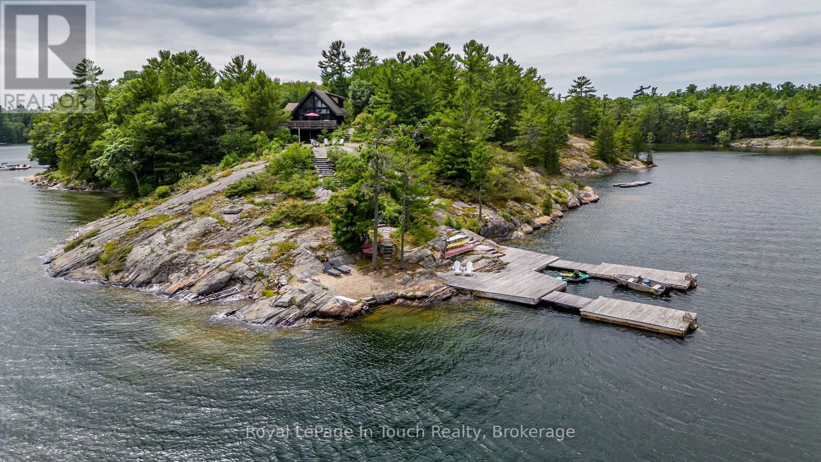 












B686-8 DERBYSHIRE ISLAND

,
The Archipelago (Archipelago),




Ontario
P2A1T4

