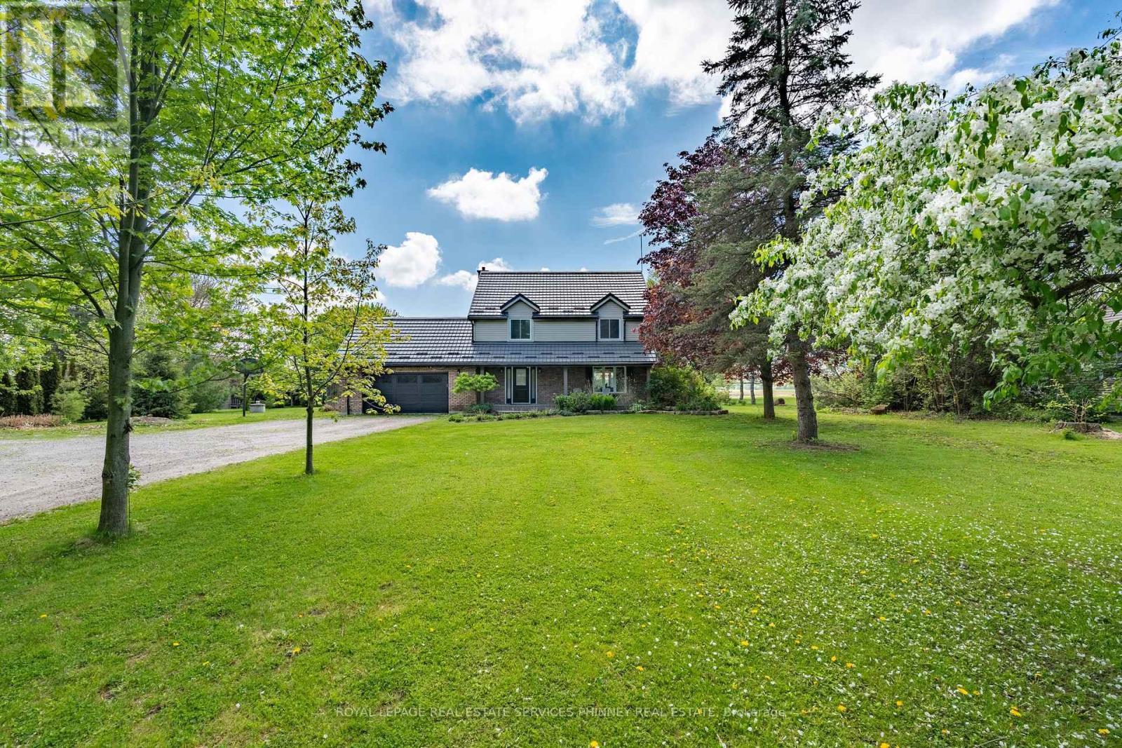 












904 ROBINSON ROAD

,
Haldimand,




Ontario
N1A2W1

