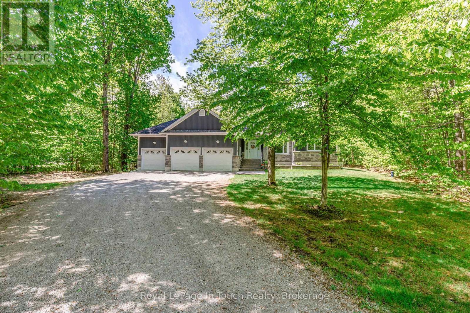 












3 COPELAND CREEK DRIVE

,
Tiny,




Ontario
L9M0M3

