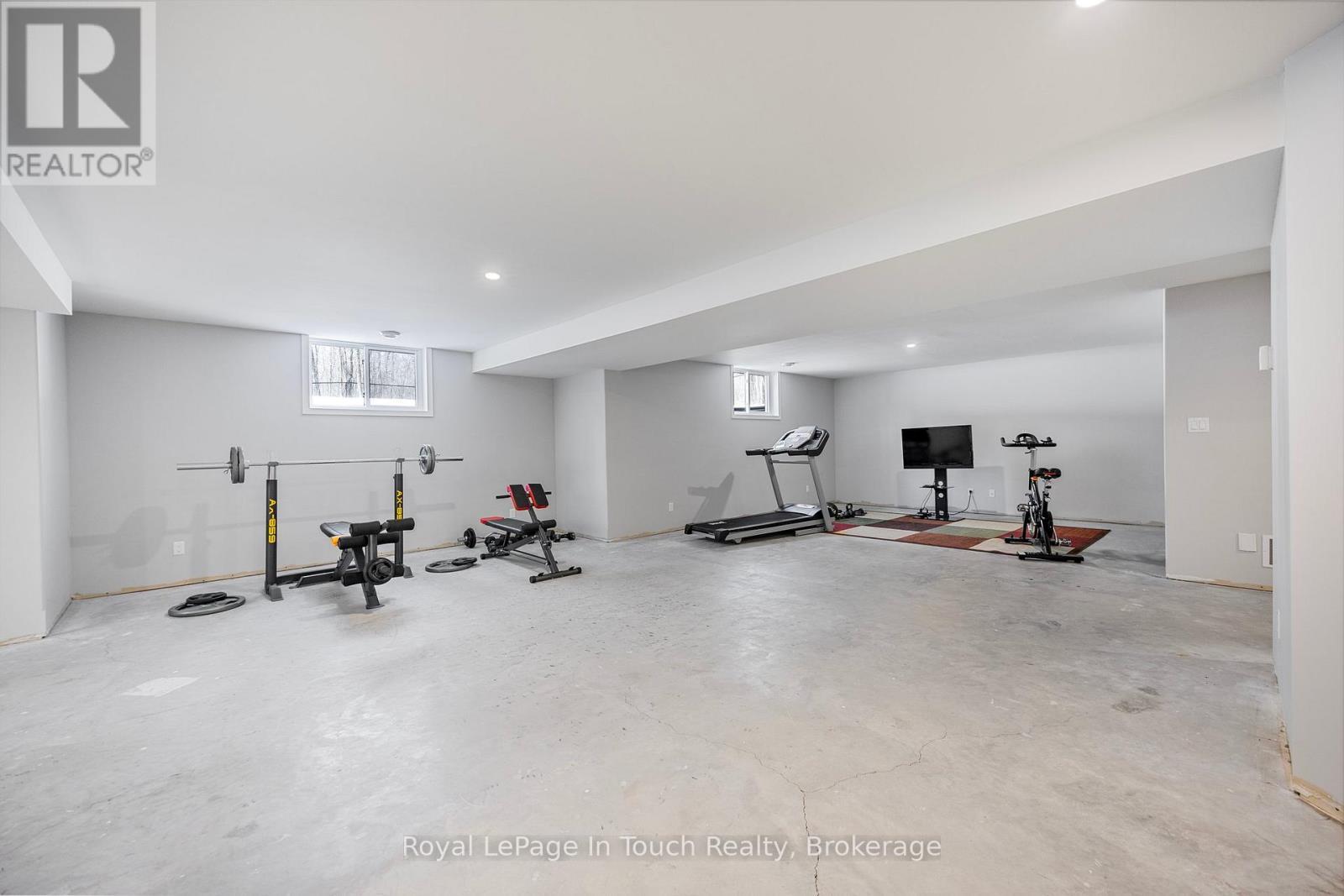 












3 COPELAND CREEK DRIVE

,
Tiny,




Ontario
L9M0M3

