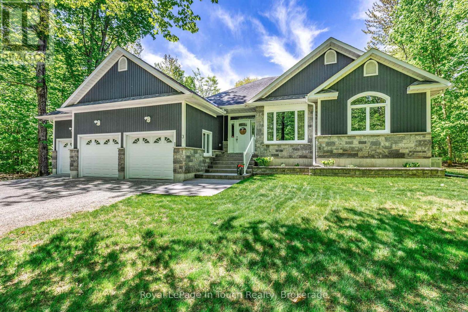 












3 COPELAND CREEK DRIVE

,
Tiny,




Ontario
L9M0M3

