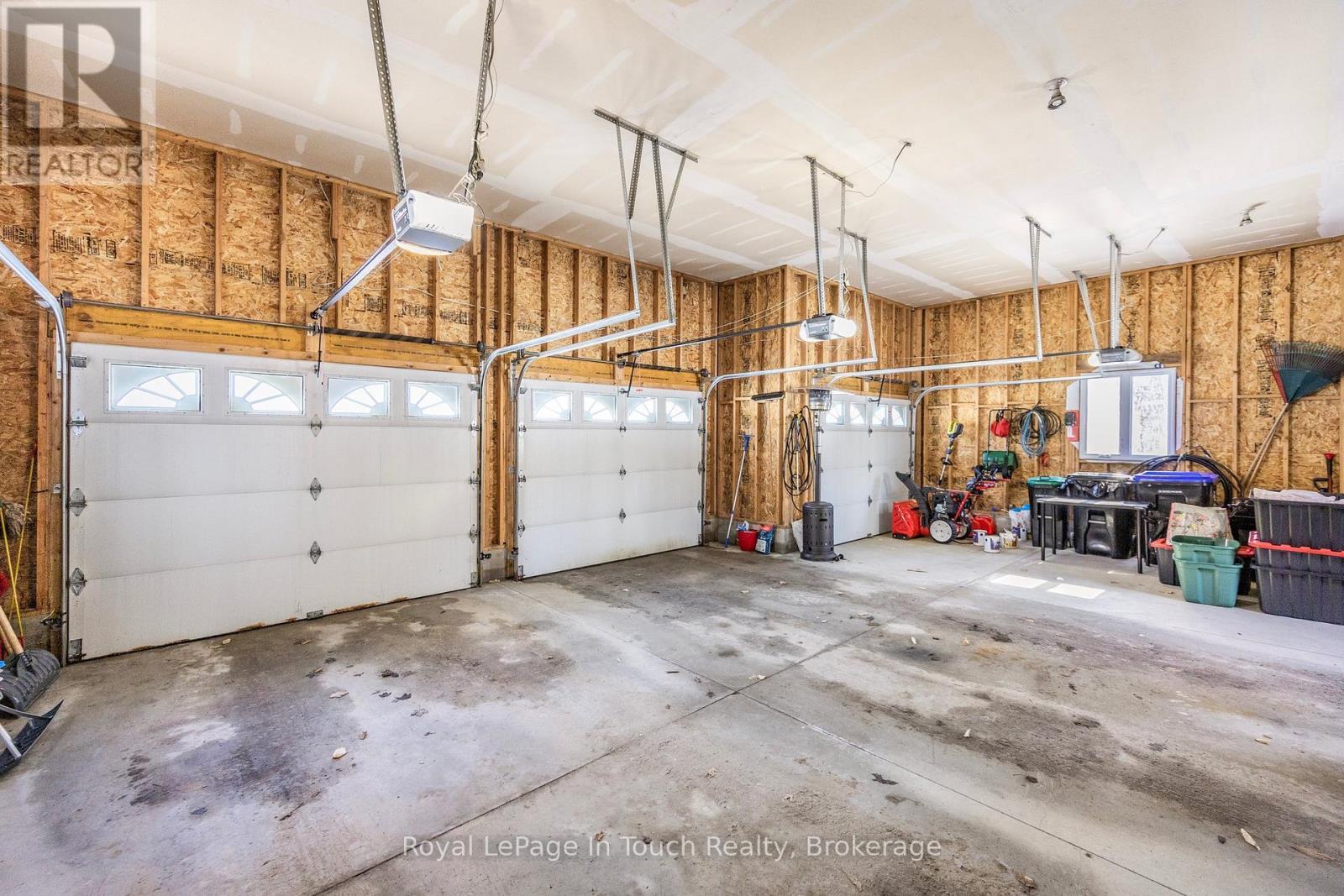 












3 COPELAND CREEK DRIVE

,
Tiny,




Ontario
L9M0M3

