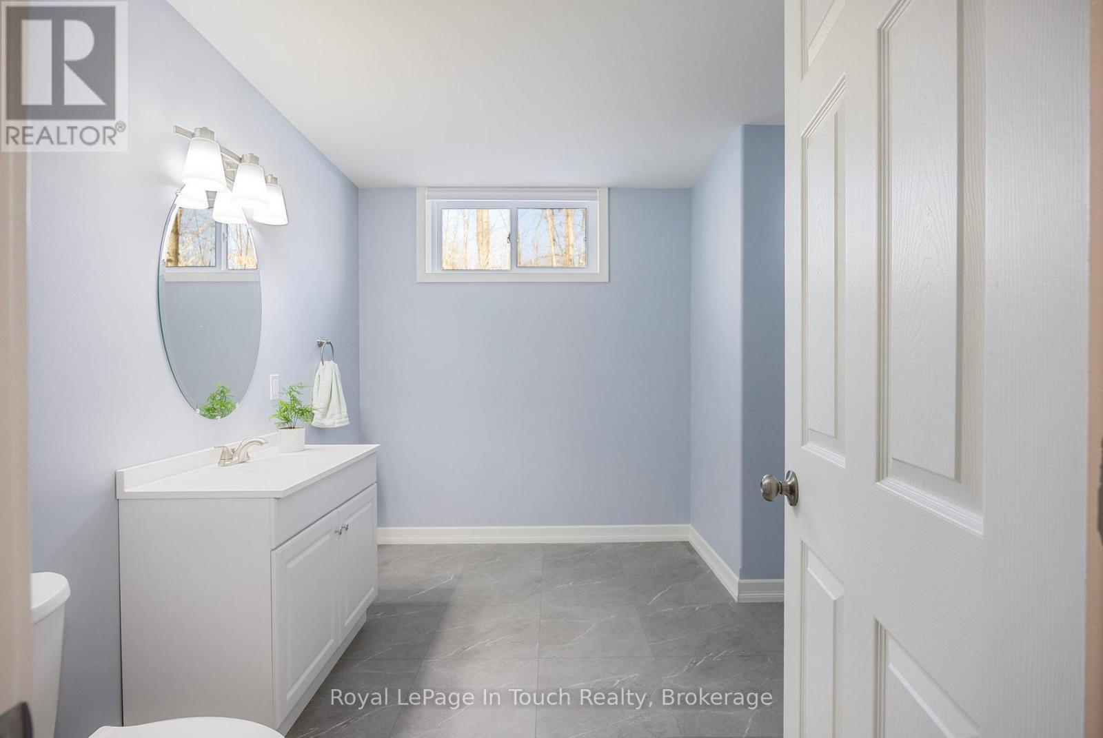 












3 COPELAND CREEK DRIVE

,
Tiny,




Ontario
L9M0M3

