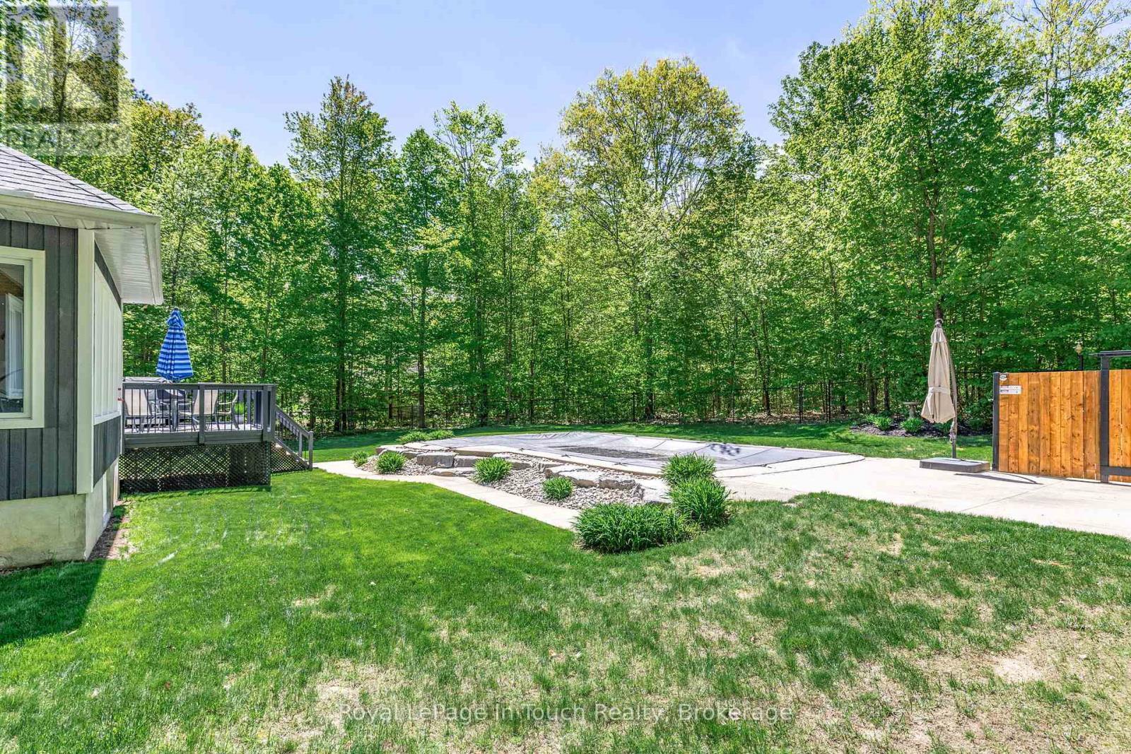 












3 COPELAND CREEK DRIVE

,
Tiny,




Ontario
L9M0M3

