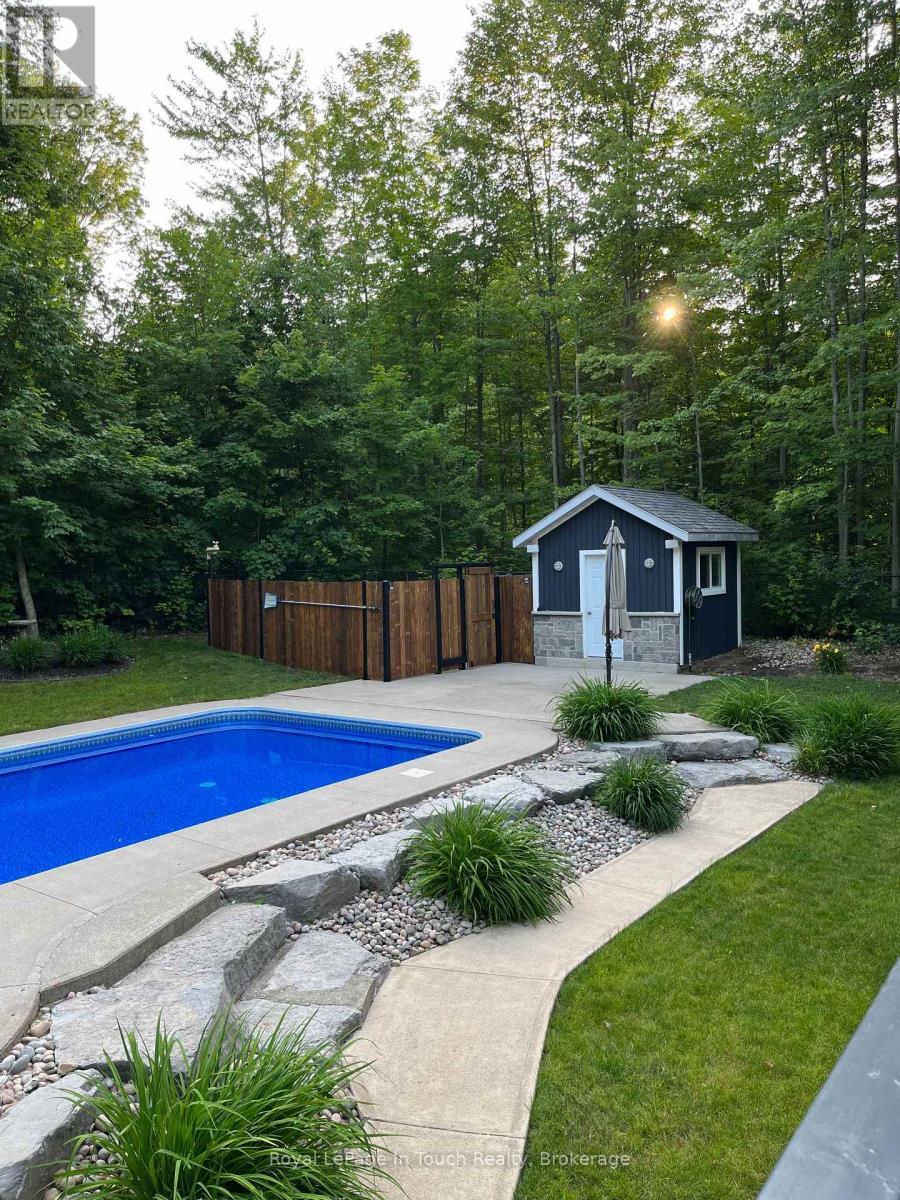 












3 COPELAND CREEK DRIVE

,
Tiny,




Ontario
L9M0M3

