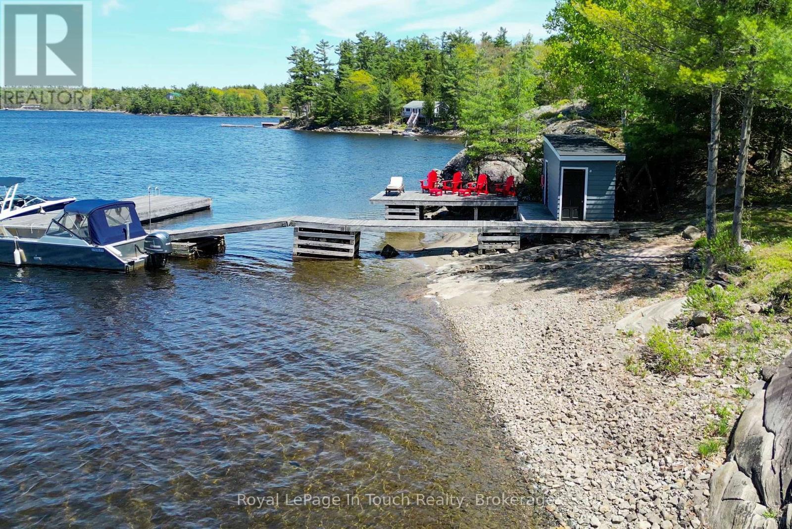 












15052 GEORGIAN BAY SHORE

,
Georgian Bay (Baxter),




Ontario
P0E1E0

