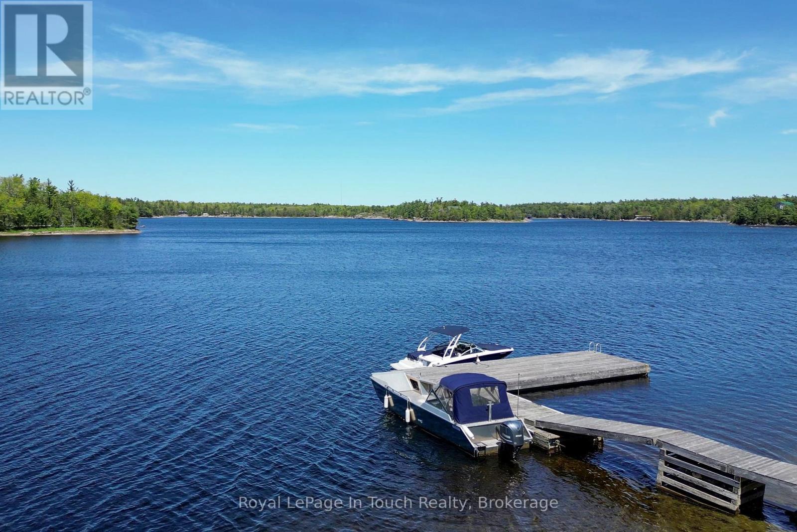 












15052 GEORGIAN BAY SHORE

,
Georgian Bay (Baxter),




Ontario
P0E1E0

