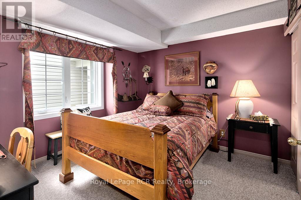 












UNIT #32 - 162 SETTLERS WAY

,
Blue Mountains,




Ontario
L9Y0M4

