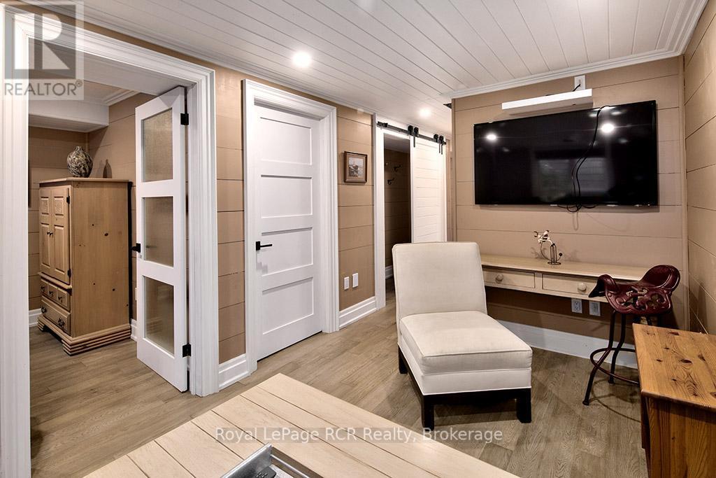 












UNIT #32 - 162 SETTLERS WAY

,
Blue Mountains,




Ontario
L9Y0M4

