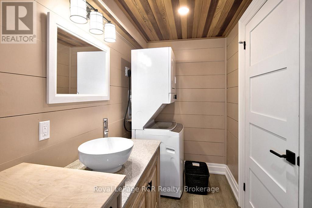 












UNIT #32 - 162 SETTLERS WAY

,
Blue Mountains,




Ontario
L9Y0M4

