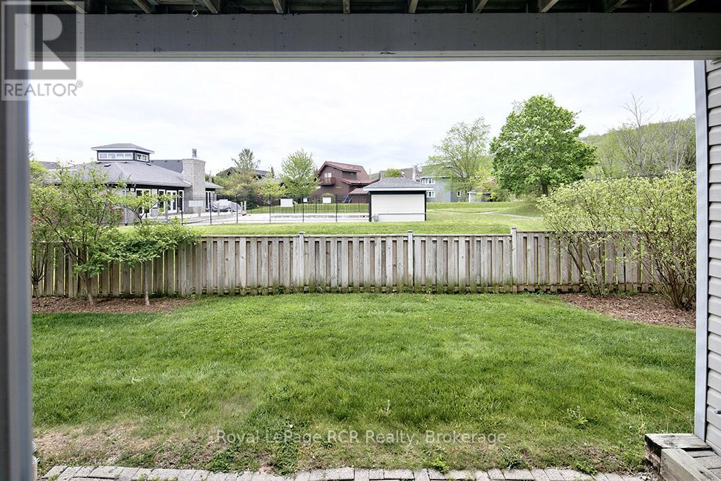












UNIT #32 - 162 SETTLERS WAY

,
Blue Mountains,




Ontario
L9Y0M4

