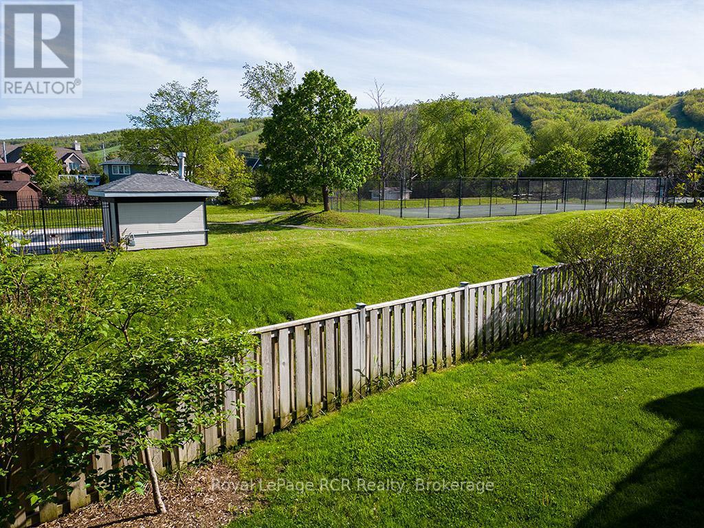












UNIT #32 - 162 SETTLERS WAY

,
Blue Mountains,




Ontario
L9Y0M4

