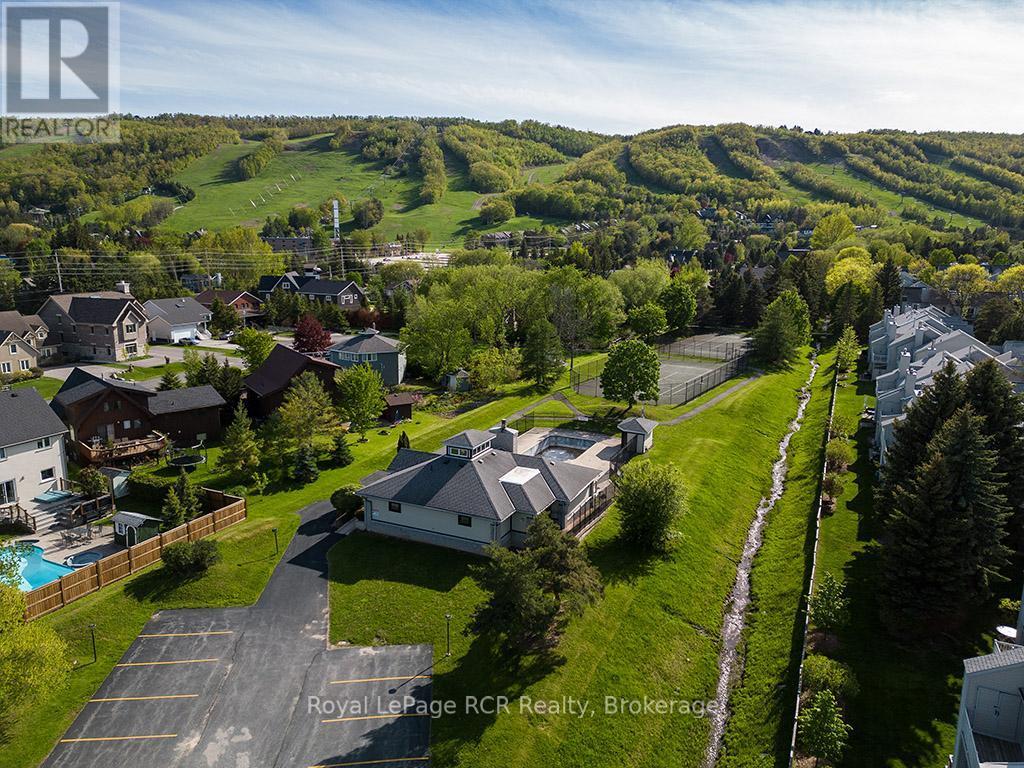 












UNIT #32 - 162 SETTLERS WAY

,
Blue Mountains,




Ontario
L9Y0M4

