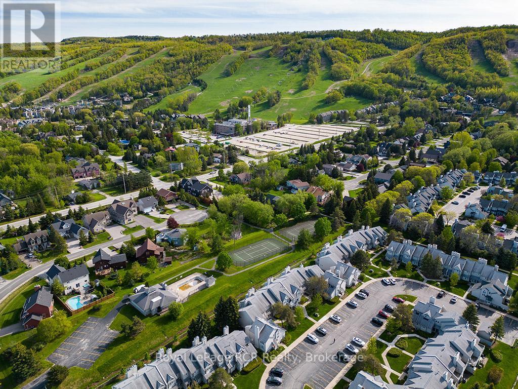 












UNIT #32 - 162 SETTLERS WAY

,
Blue Mountains,




Ontario
L9Y0M4

