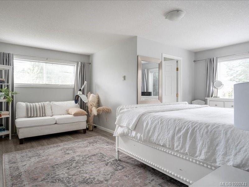 









521


Arbutus

St,
Qualicum Beach,




BC
V9K 1K8


