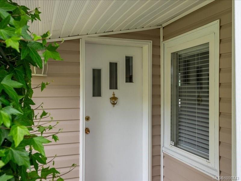 









521


Arbutus

St,
Qualicum Beach,




BC
V9K 1K8

