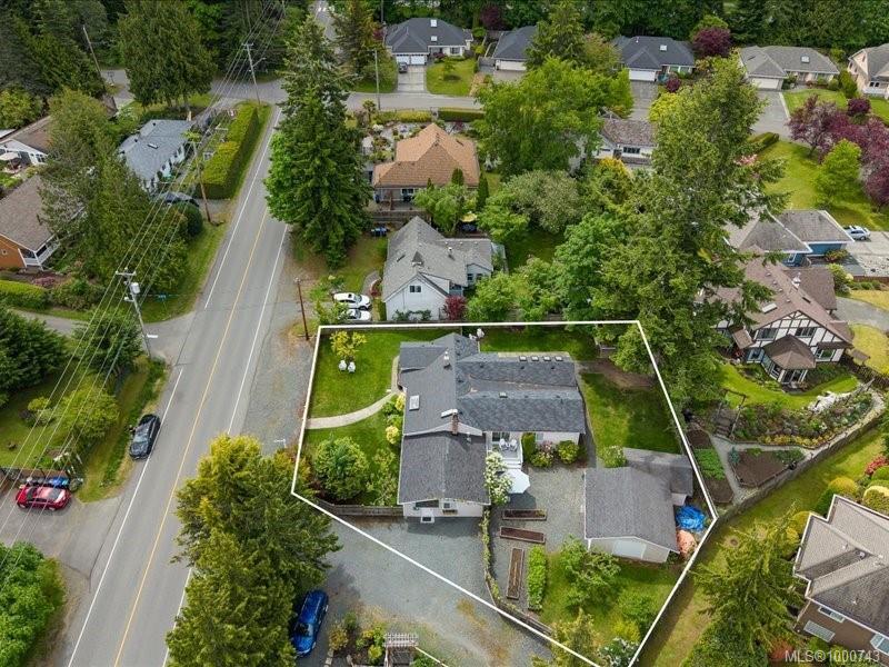 









521


Arbutus

St,
Qualicum Beach,




BC
V9K 1K8

