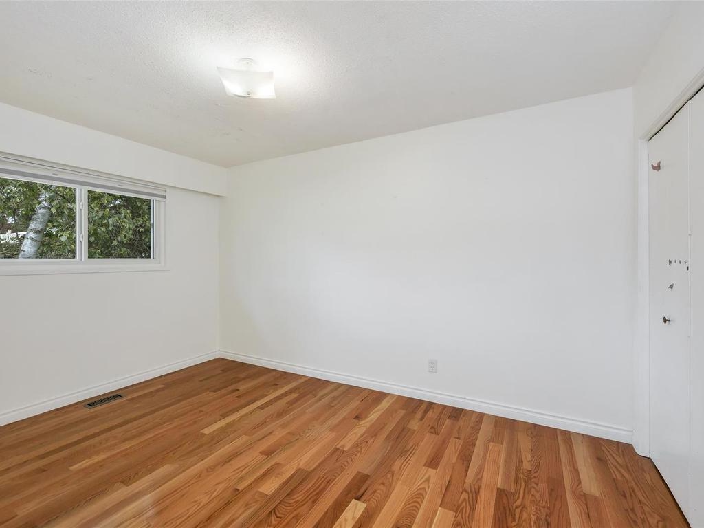 









1616


Sarita

Pl,
Saanich,




BC
V8N 3J4

