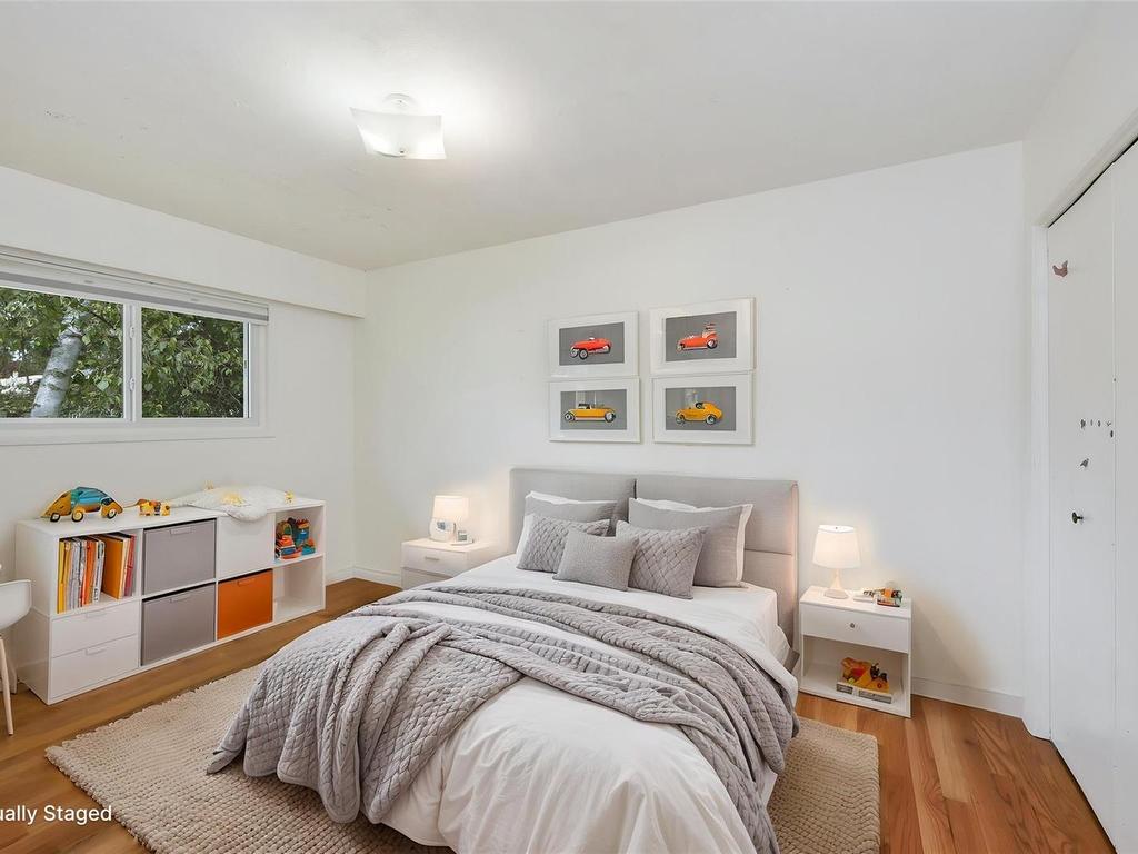 









1616


Sarita

Pl,
Saanich,




BC
V8N 3J4

