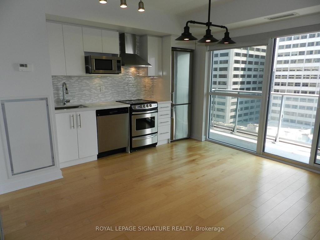 









58


Orchard View

Boulevard, 1608,
Toronto,




ON
M4R 1B9

