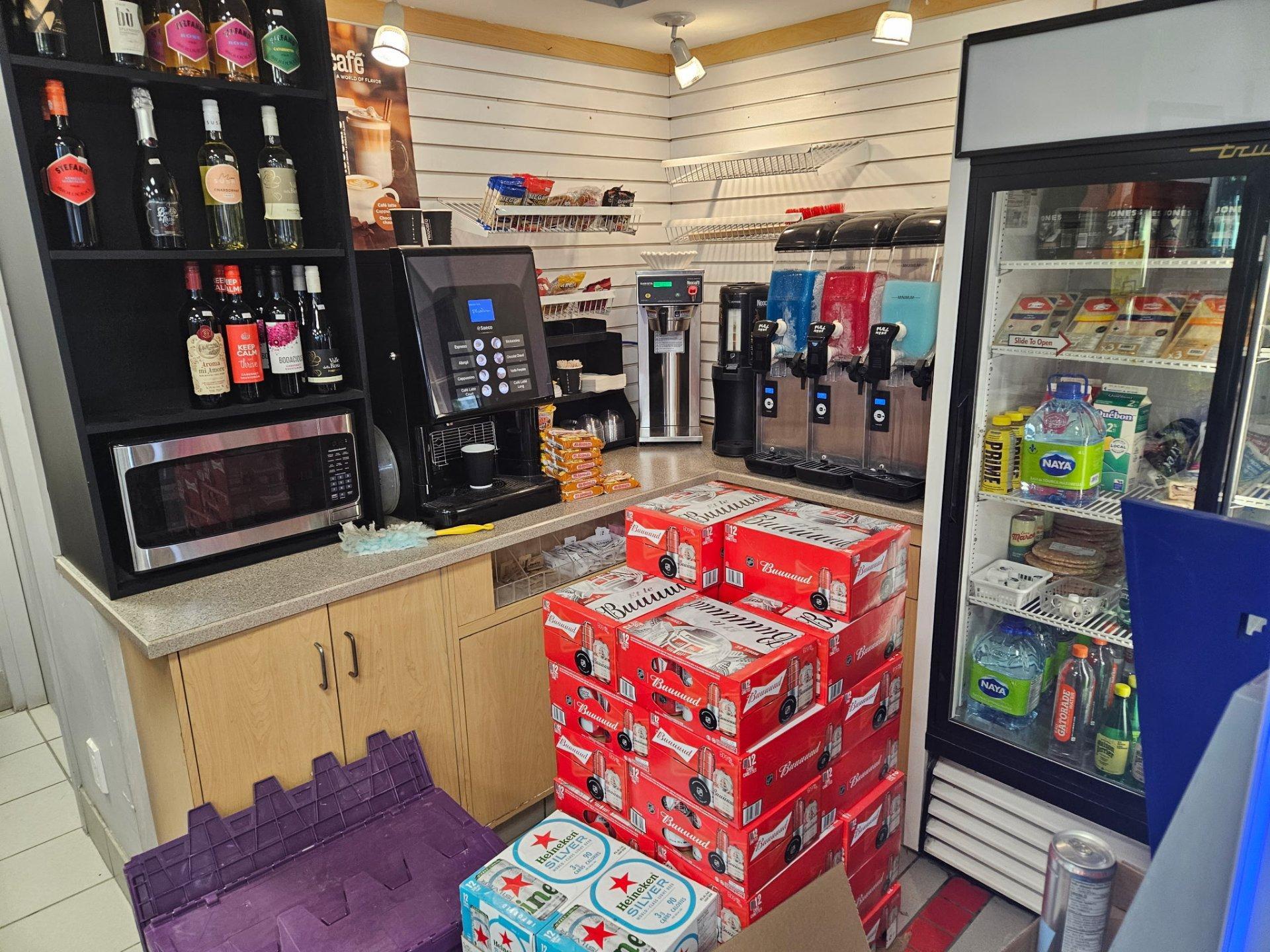 









130


Route 104

,
Saint-Jean-sur-Richelieu,




QC
J2X1H1

