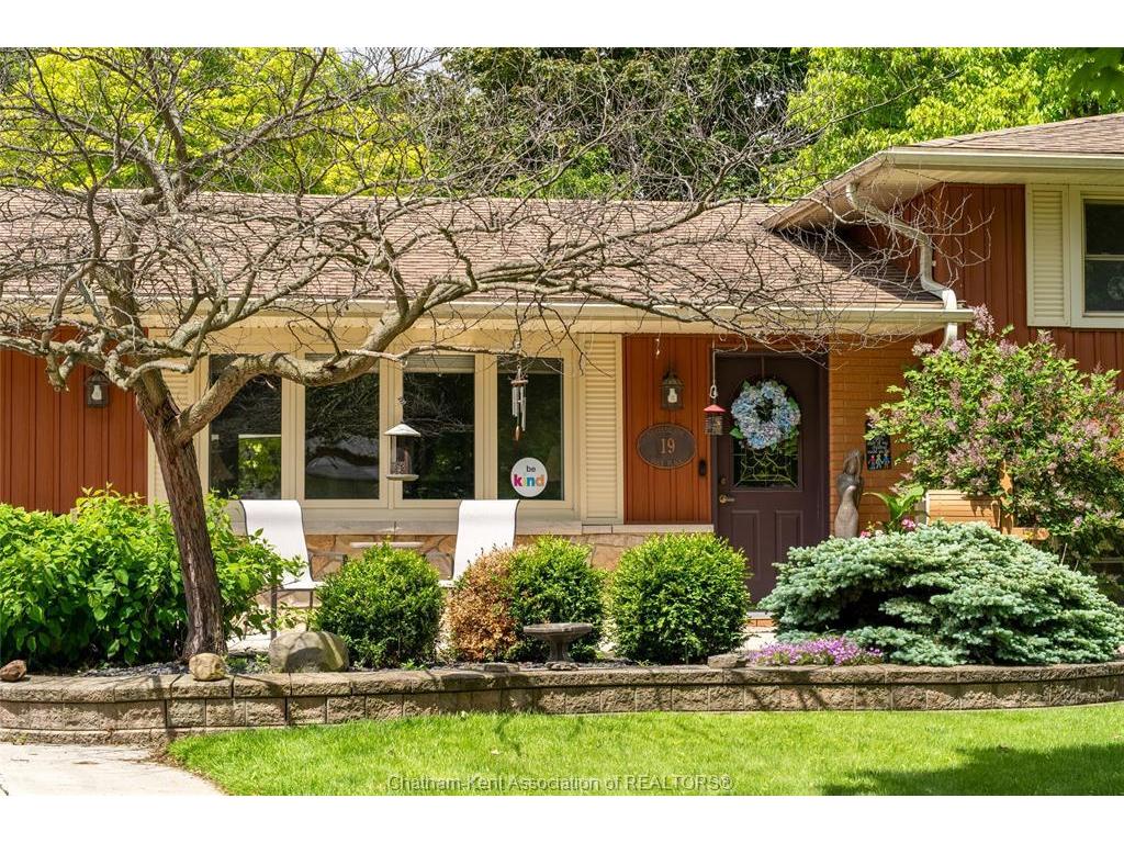 









19


Dove

Place,
Chatham,




ON
N7L 1H1

