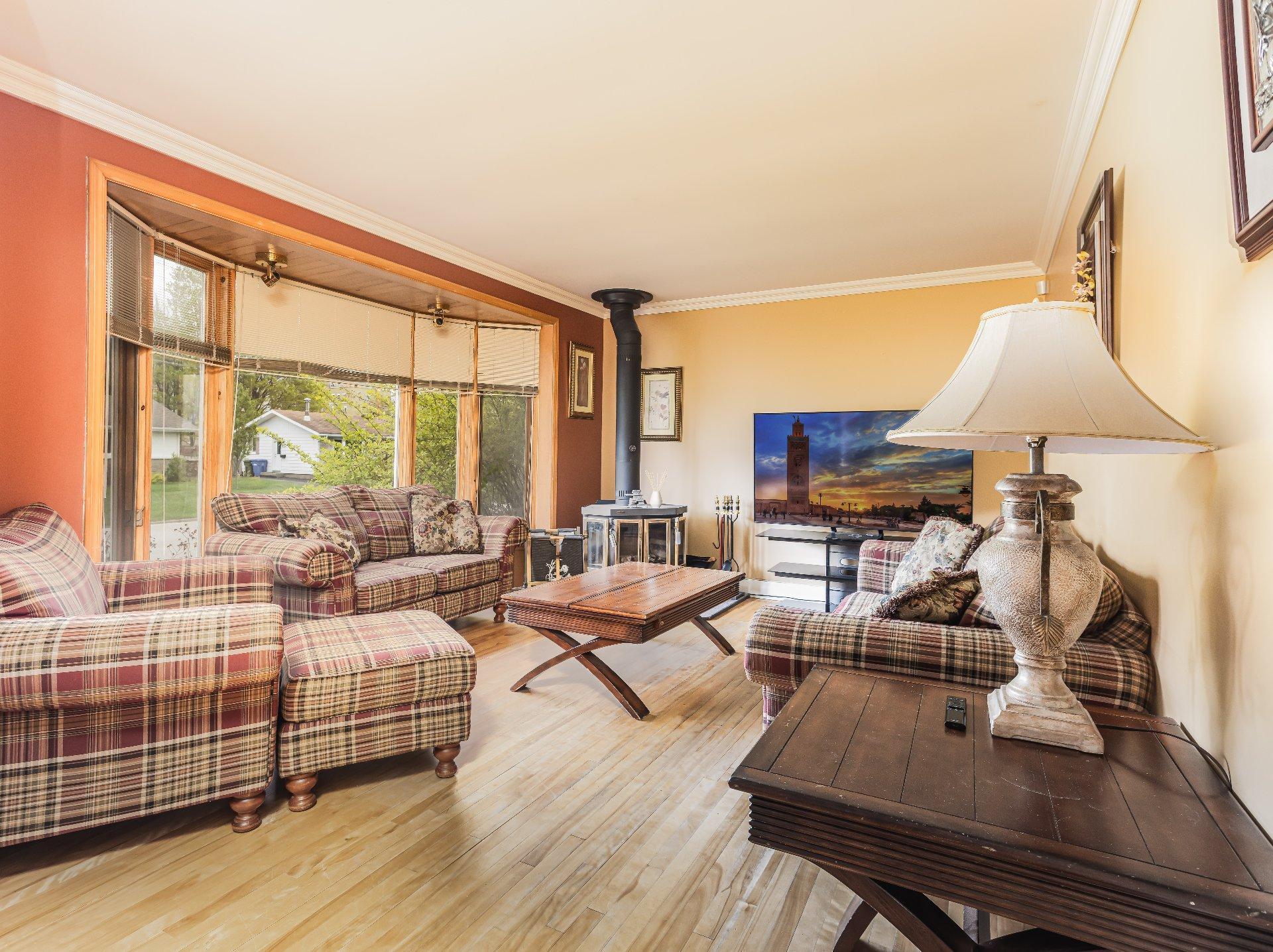 









3450


Rue des Bois

,
Québec (Sainte-Foy/Sillery/Cap-Rouge),




QC
G1X2L4

