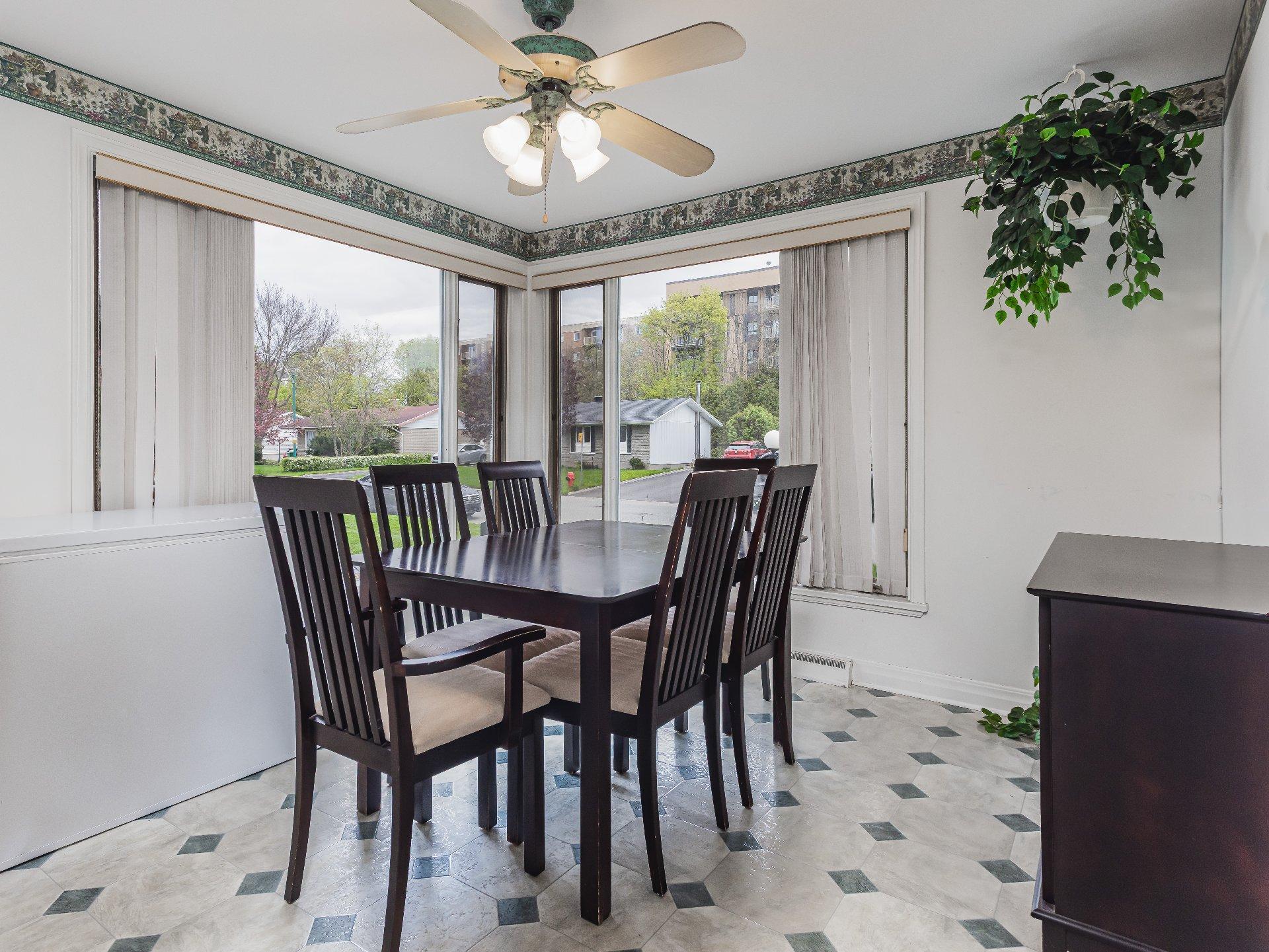 









3450


Rue des Bois

,
Québec (Sainte-Foy/Sillery/Cap-Rouge),




QC
G1X2L4

