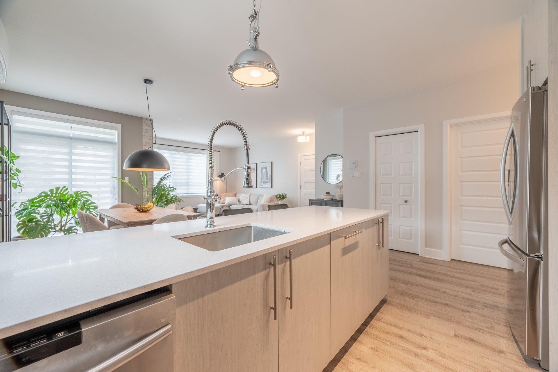 









116


Rue Bruno-Dion

, 4,
Blainville,




QC
J7C0Y5

