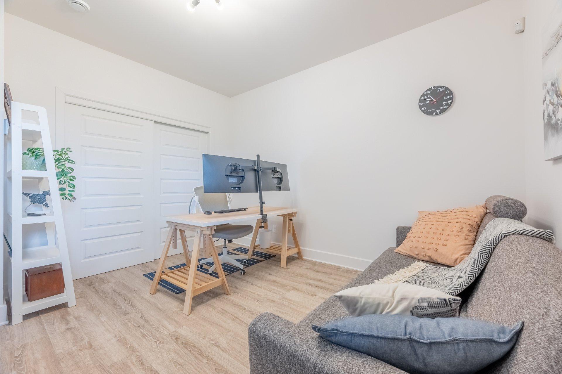









116


Rue Bruno-Dion

, 4,
Blainville,




QC
J7C0Y5

