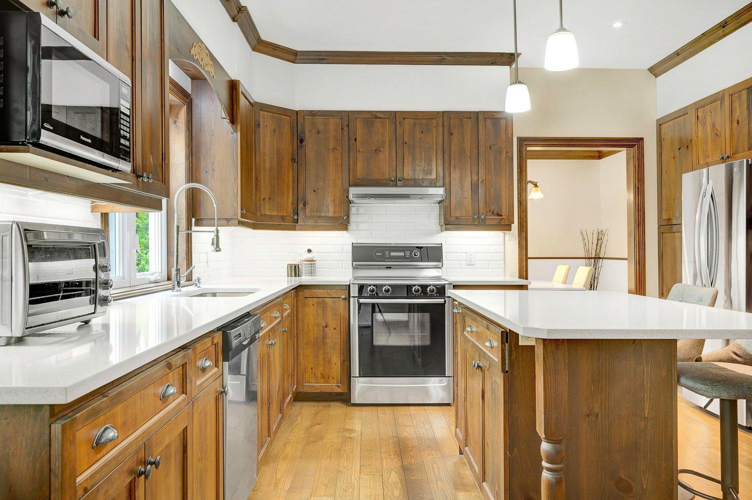 









746


Crois. Adèle

,
Prévost,




QC
J0R1T0


