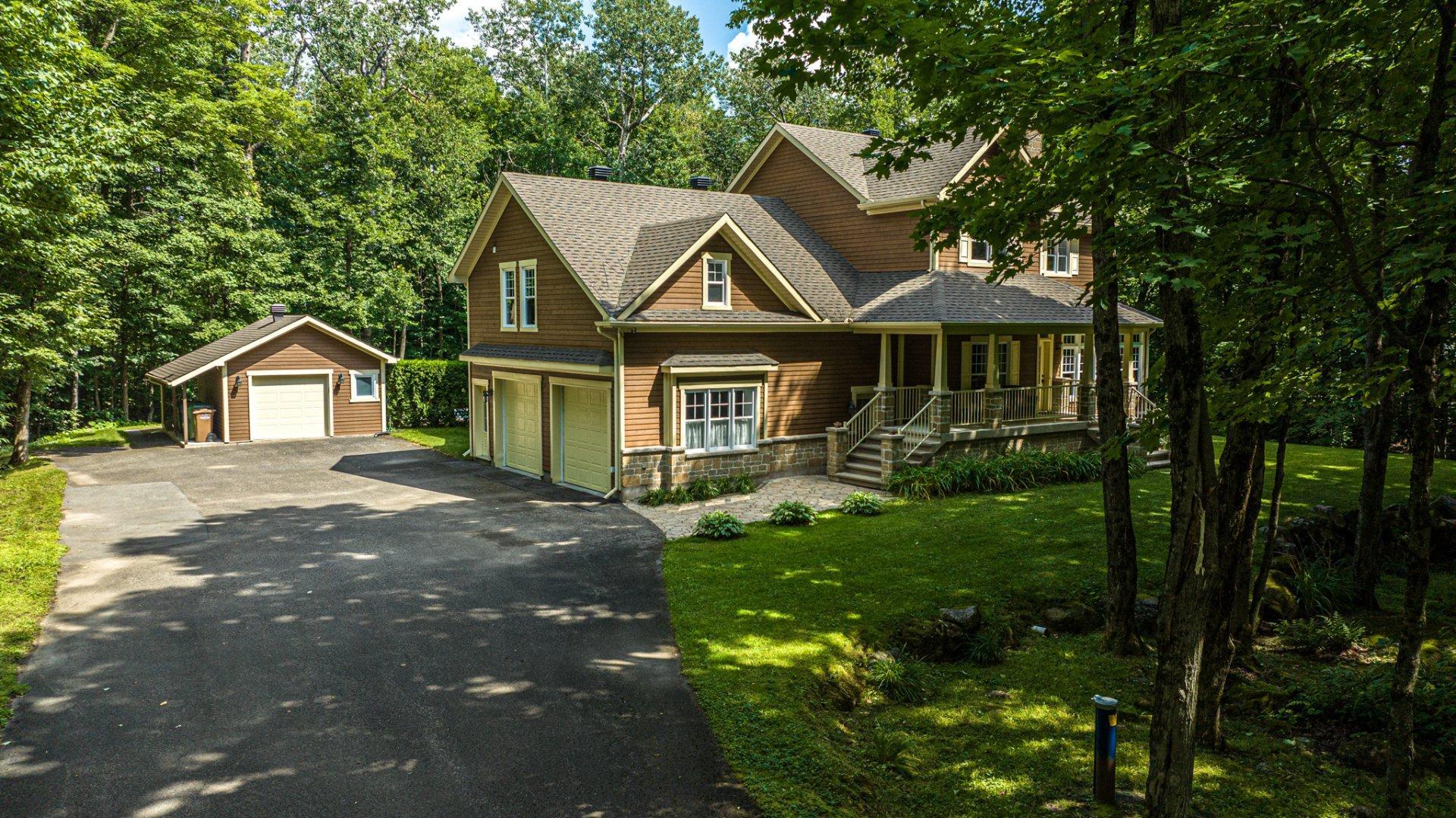 









746


Crois. Adèle

,
Prévost,




QC
J0R1T0

