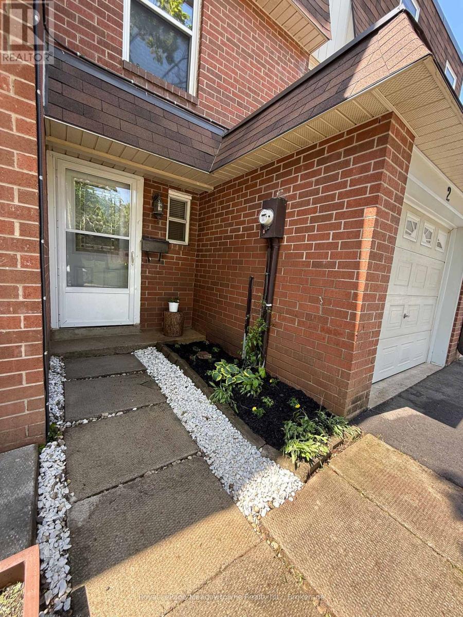 












2 - 235 BRONTE STREET

,
Milton (BM Bronte Meadows),




Ontario
L9T3V8

