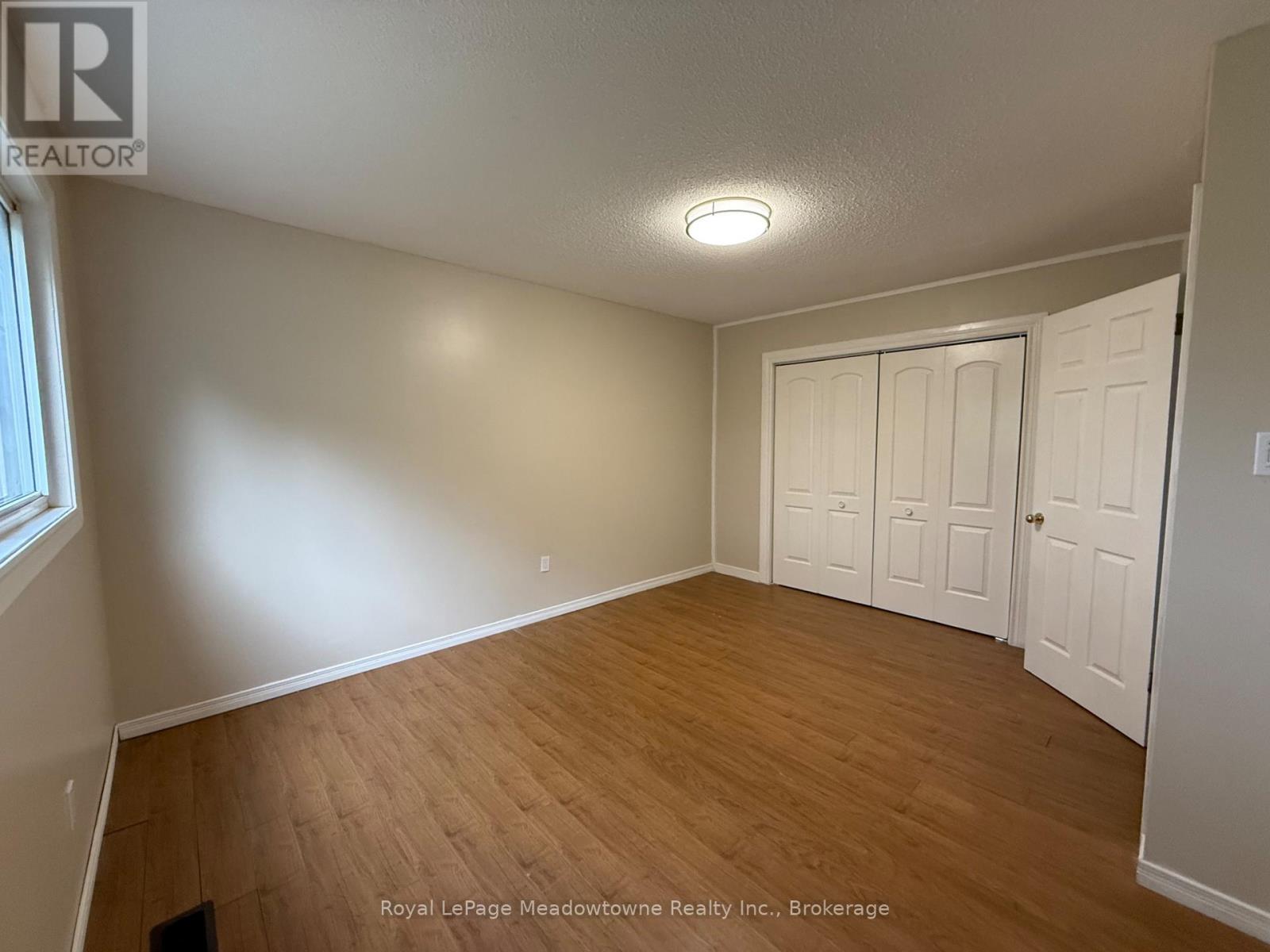 












2 - 235 BRONTE STREET

,
Milton (BM Bronte Meadows),




Ontario
L9T3V8

