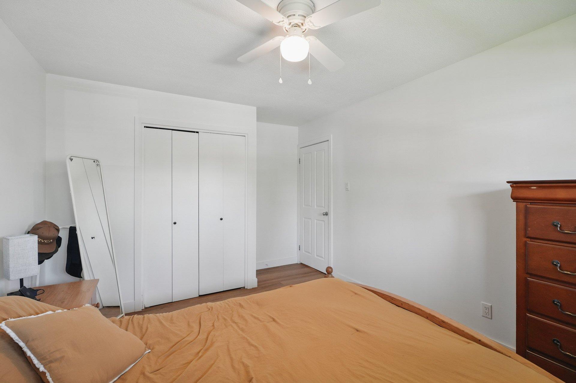 









274


Rue Laviolette

,
Gatineau (Gatineau),




QC
J8P5Y9

